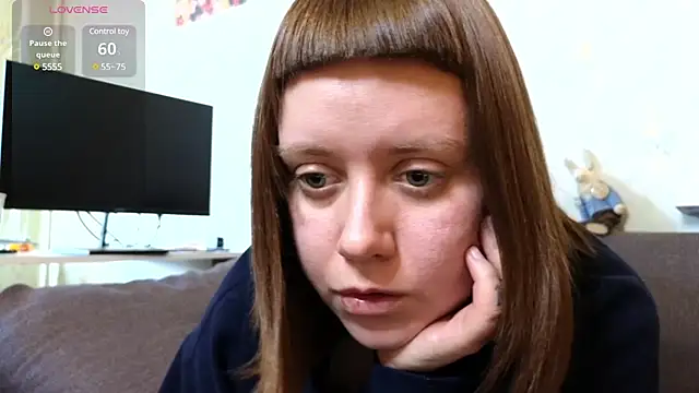 June shy0 online show from February 26, 2025, 11:11 am