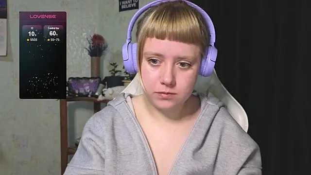 June shy0 online show from September 29, 2025, 3:46 am