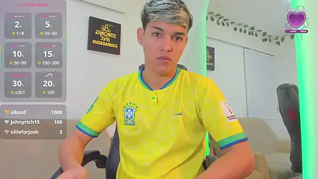 Snapshot of ryan_carter08 chatting on September 20, 2025, 3:11 am ryan carter08 online show from September 20, 2025, 3:11 am