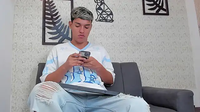 Snapshot of ryan_carter08 chatting on September 16, 2025, 1:56 pm ryan carter08 online show from September 16, 2025, 1:56 pm