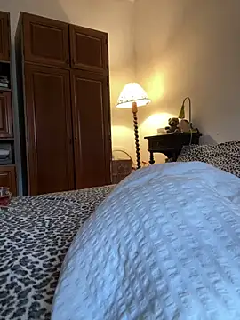 Snapshot of sissytrainz chatting on February 27, 2025, 10:01 am sissytrainz online show from February 27, 2025, 10:01 am