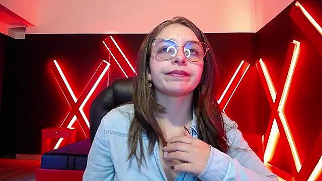  isaabellaa online show from December 3, 2025, 1:32 pm