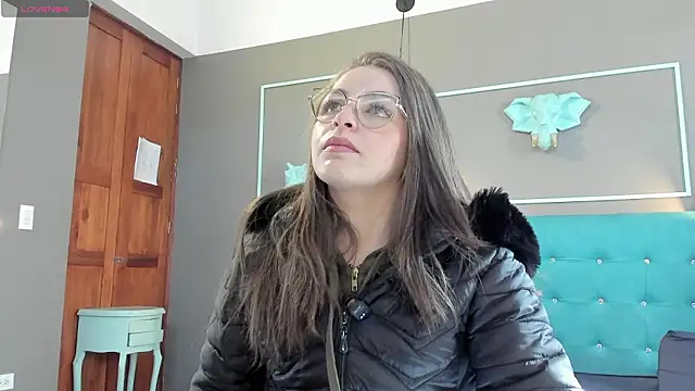  isaabellaa online show from March 7, 2026, 12:43 pm