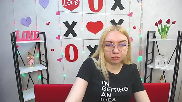 BeatriceFly online show from March 15, 2025, 6:47 am