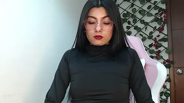 MissSalome online show from December 18, 2024, 2:21 am