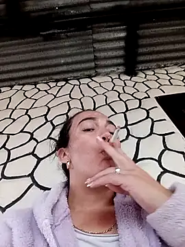 Snapshot of skayhot_ chatting on March 16, 2025, 11:16 am skayhot online show from March 16, 2025, 11:16 am