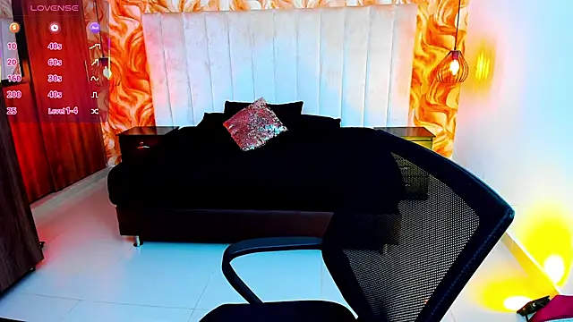 Snapshot of miichael_black chatting on July 11, 2026, 5:57 pm miichael black online show from July 11, 2026, 5:57 pm