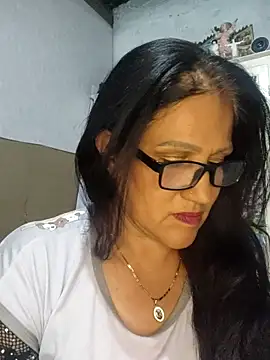 Snapshot of Edged_Hot69 chatting on June 5, 2026, 3:00 am Edged Hot69 online show from June 5, 2026, 3:00 am