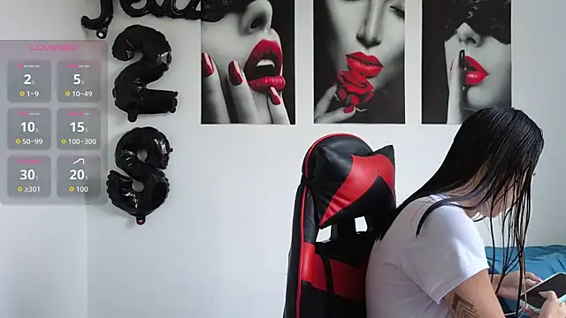 tammyandrade  online show from October 9, 2025, 2:28 pm