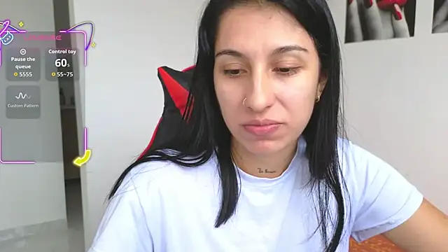 tammyandrade  online show from February 13, 2026, 2:28 pm