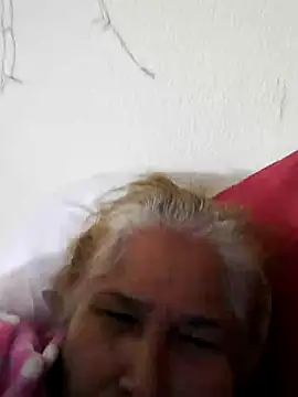 girl amada online show from September 28, 2025, 1:12 am