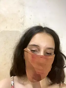 Chahrazad66 online show from October 15, 2025, 1:48 am