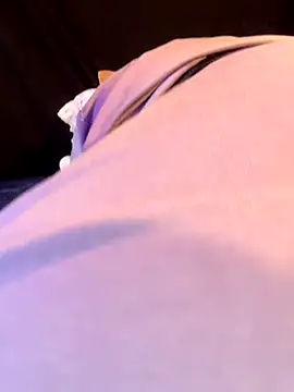 Veyolla Beau online show from October 18, 2025, 5:59 pm