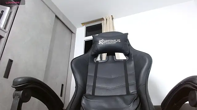 miss valery2 online show from April 10, 2026, 5:25 am