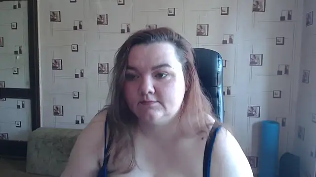 TasyaBigTTs online show from May 13, 2026, 4:52 am