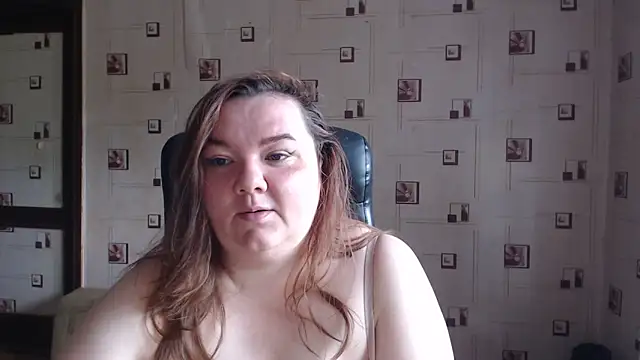 TasyaBigTTs online show from June 14, 2026, 2:29 pm