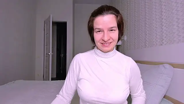 Clear Angel online show from February 5, 2026, 4:08 am