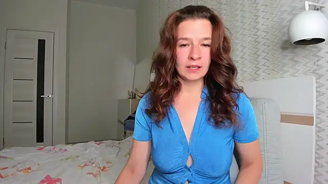 Clear Angel online show from September 22, 2025, 2:50 am