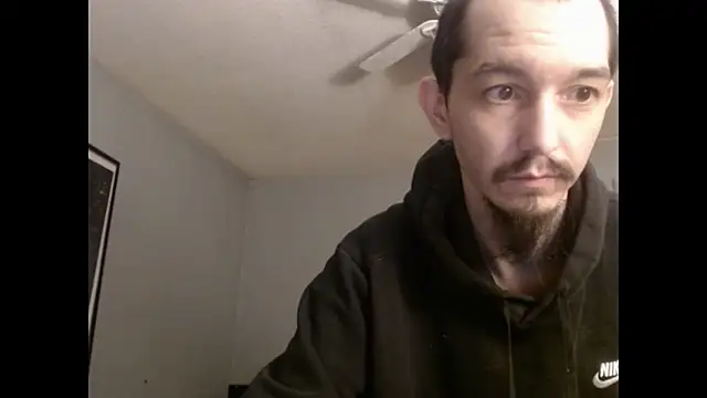 VanceFontaine online show from November 19, 2025, 4:34 am