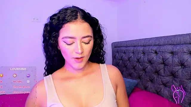 Adhara-zanne online show from December 22, 2025, 9:09 am