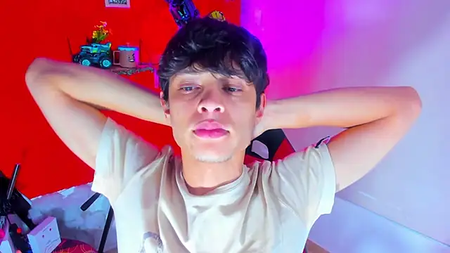 LilOwen  online show from November 10, 2025, 7:30 pm