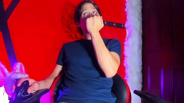 LilOwen  online show from March 22, 2026, 4:30 pm