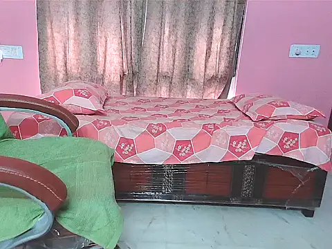 Snapshot of sunitha-3 chatting on November 6, 2025, 7:01 am sunitha-3 online show from November 6, 2025, 7:01 am