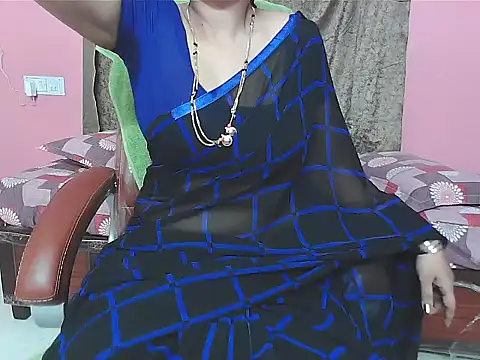 Snapshot of sunitha-3 chatting on November 14, 2025, 3:15 pm sunitha-3 online show from November 14, 2025, 3:15 pm