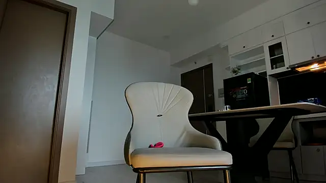 nacumi mi online show from March 13, 2025, 6:58 am