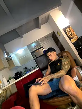 Dominiofit online show from October 15, 2025, 2:21 am