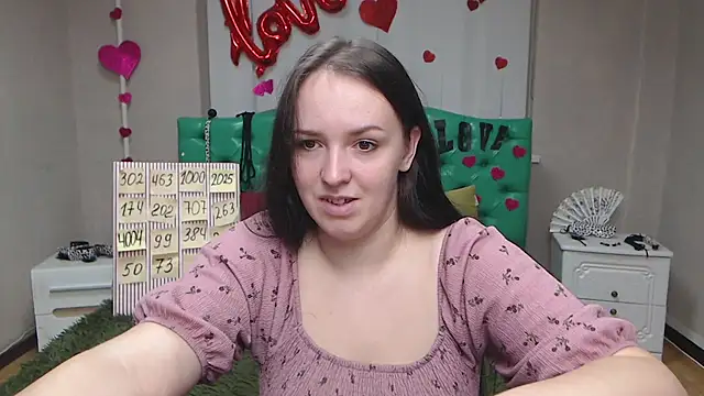 IsabelBlackberry online show from September 13, 2025, 5:07 am