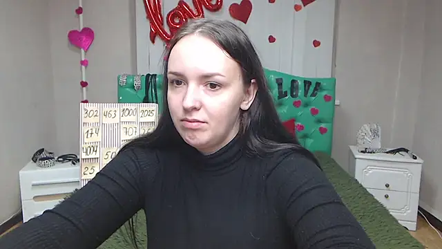 IsabelBlackberry online show from September 29, 2025, 5:03 am