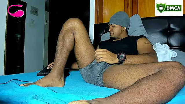 Deleon1995 online show from October 1, 2025, 3:00 am