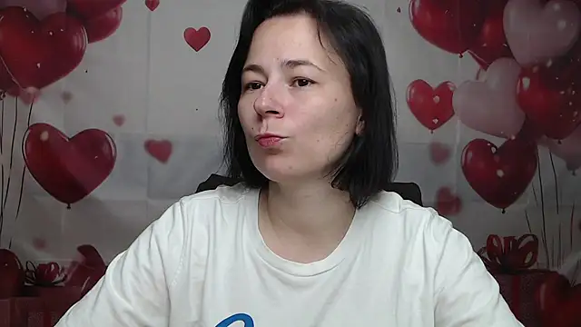 Snapshot of MarieSho chatting on May 26, 2026, 7:17 am MarieSho online show from May 26, 2026, 7:17 am