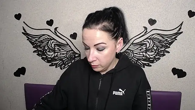 Snapshot of ElizabethSho chatting on February 13, 2026, 6:08 pm ElizabethSho online show from February 13, 2026, 6:08 pm