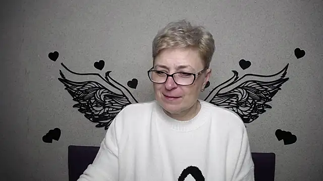 Snapshot of EmiliaGree chatting on March 22, 2026, 6:09 pm EmiliaGree online show from March 22, 2026, 6:09 pm