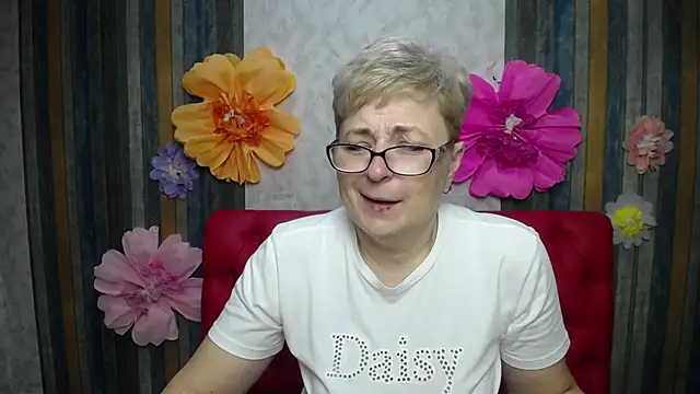 Snapshot of EmiliaGree chatting on March 29, 2026, 5:03 pm EmiliaGree online show from March 29, 2026, 5:03 pm