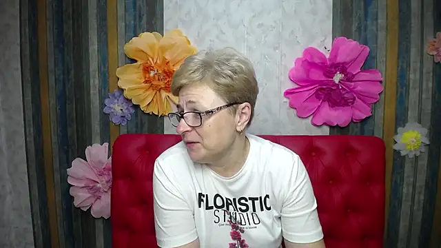 EmiliaGree online show from May 9, 2026, 5:05 pm