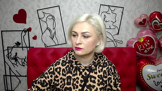 OliviaHorst online show from March 5, 2025, 6:44 am