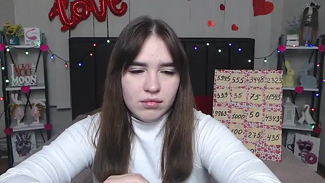 LauraHlot online show from March 18, 2025, 1:02 am