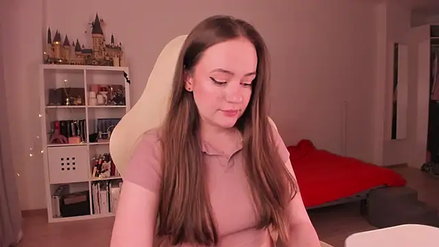 Snapshot of WalkingGirl chatting on September 29, 2025, 4:01 pm WalkingGirl online show from September 29, 2025, 4:01 pm