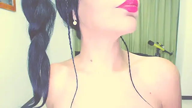 Stephanie520 online show from October 29, 2025, 9:30 am