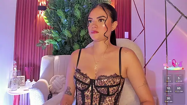 Snapshot of foxxxmegan chatting on March 3, 2026, 8:16 pm foxxxmegan online show from March 3, 2026, 8:16 pm