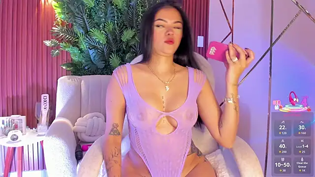 Snapshot of foxxxmegan chatting on October 20, 2025, 4:51 pm foxxxmegan online show from October 20, 2025, 4:51 pm