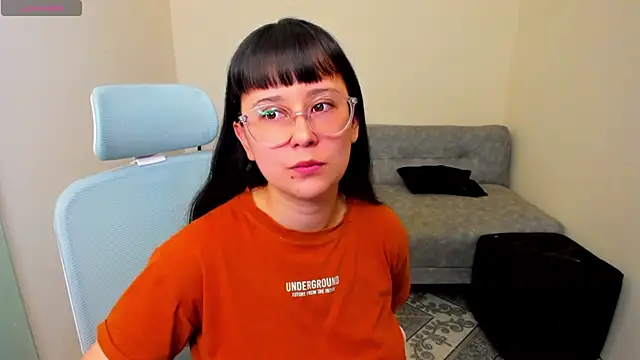 Sofiskies online show from February 24, 2026, 1:39 am