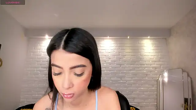 ValeriaVelvet online show from November 16, 2025, 12:10 pm