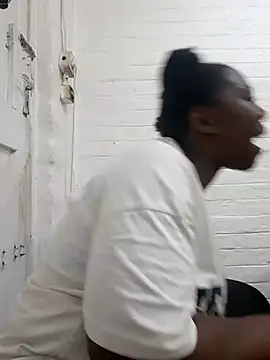 Thickchocolatex2 online show from March 5, 2026, 7:21 pm