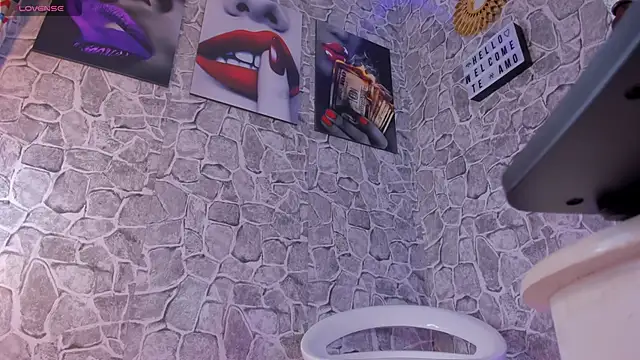 Karla-Ebony online show from March 29, 2026, 2:46 am