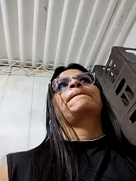 Linda Lars online show from January 12, 2026, 3:02 am