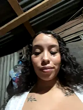 Snapshot of MarieLeon chatting on December 13, 2025, 8:15 pm MarieLeon online show from December 13, 2025, 8:15 pm